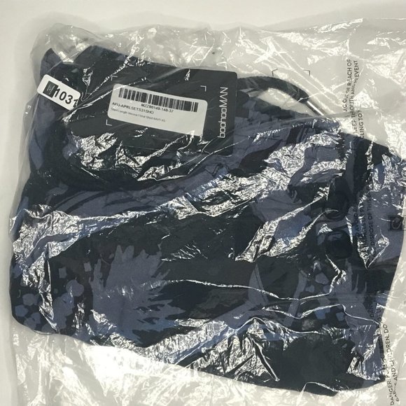 Short length viscose floral shorts - Picture 5 of 6